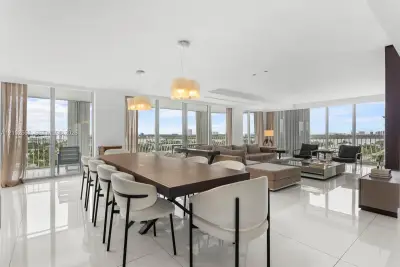 10155 Collins Ave #1210, Bal Harbour: photo 1 of 47
