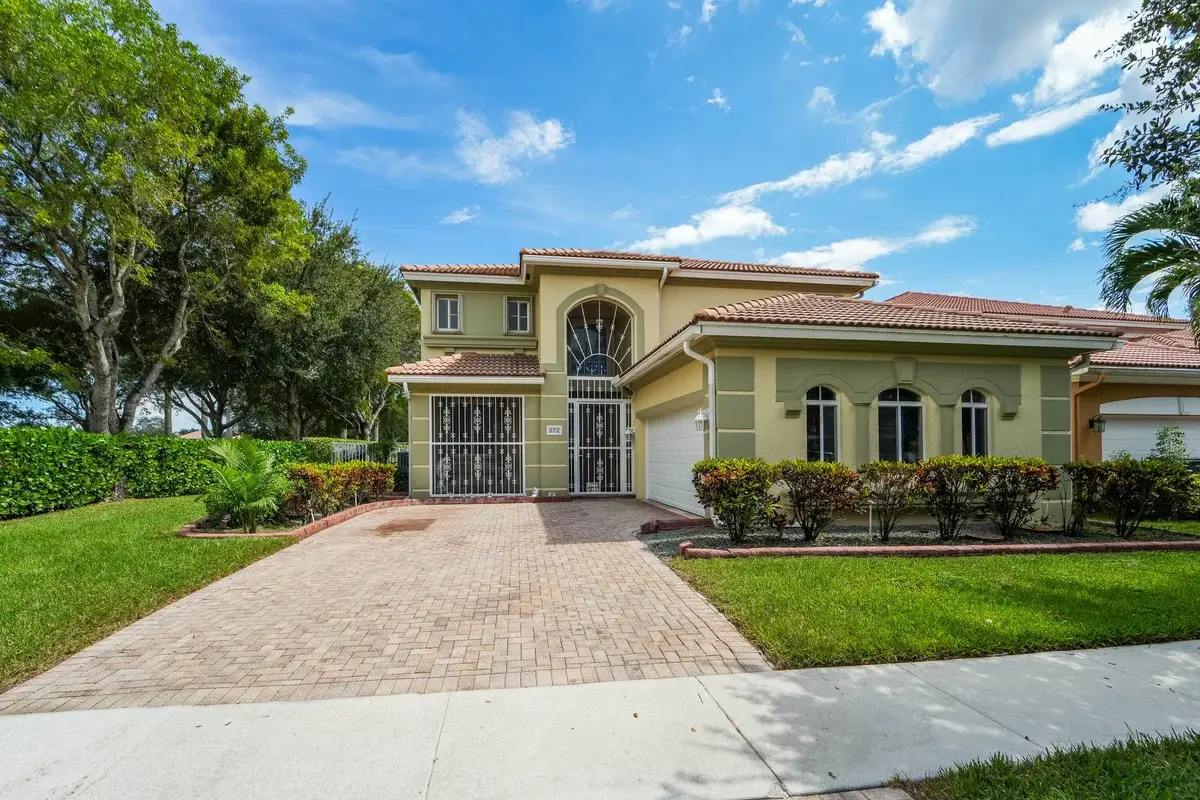 672 Gazetta Way, West Palm Beach: photo 1 of 46