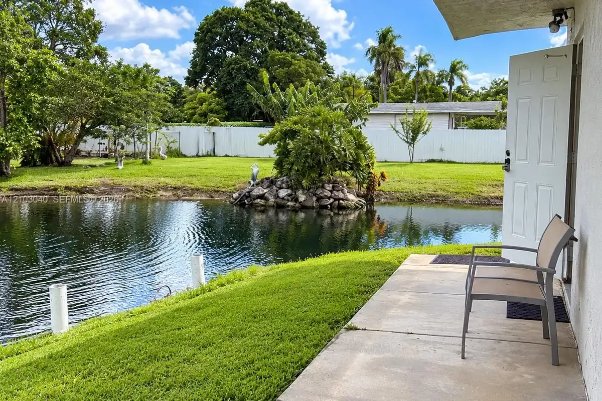 16231 Stirling Rd #1, Southwest Ranches: photo 1 of 7