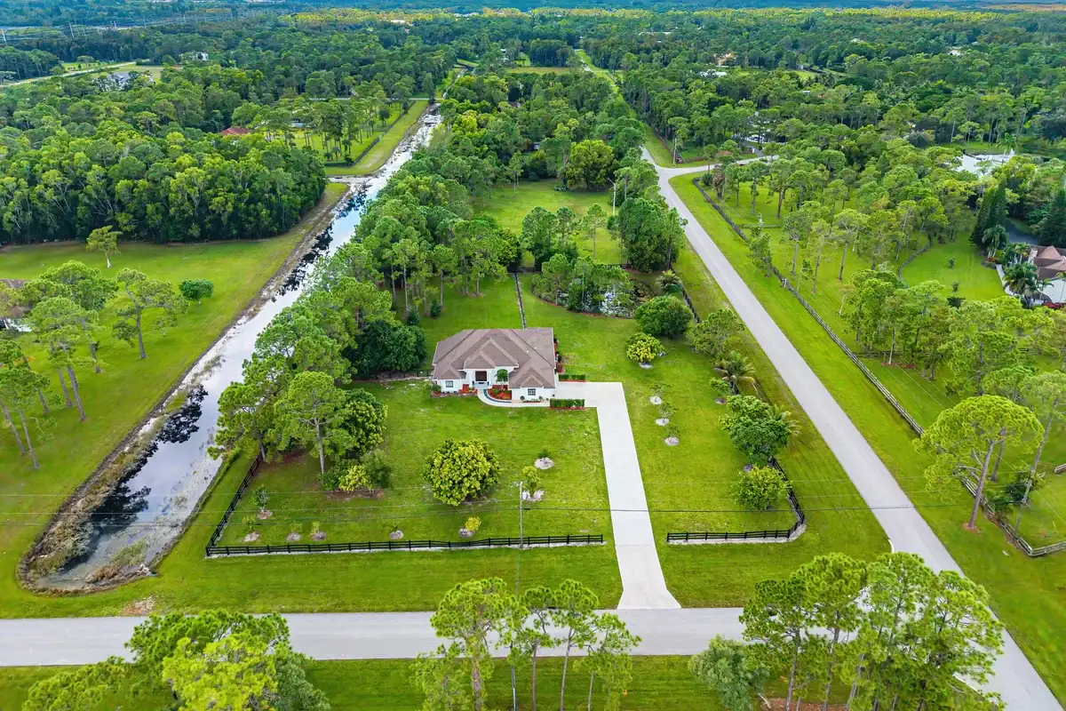 11356 Ira Ln, Lake Worth: photo 1 of 30
