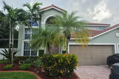 17952 SW 35th Ct, Miramar: photo 1 of 4