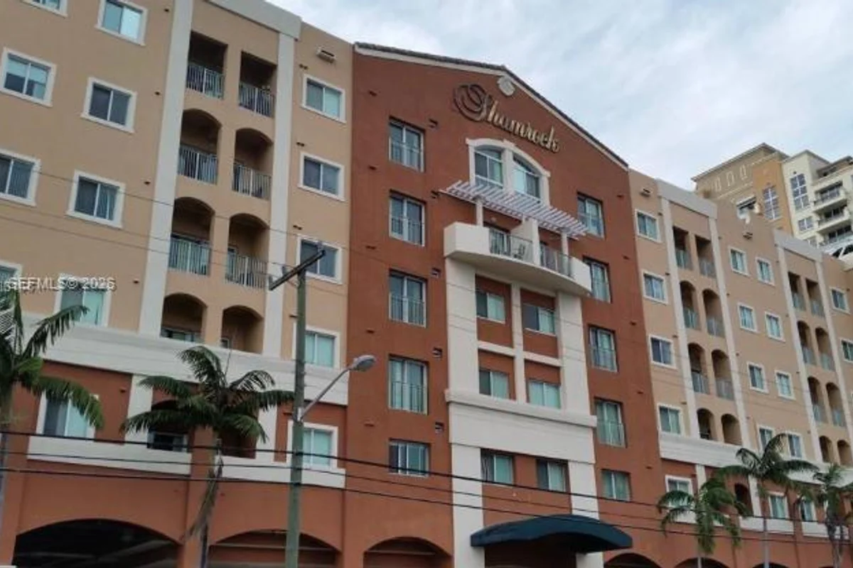 2280 SW 32nd Ave #613, Miami: photo 1 of 15