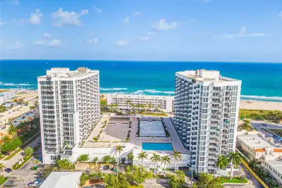 525 N Ocean Blvd #1621, Pompano Beach: photo 1 of 15