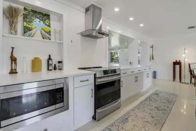 1518 Summer Ave, Jupiter: photo 1 of 59