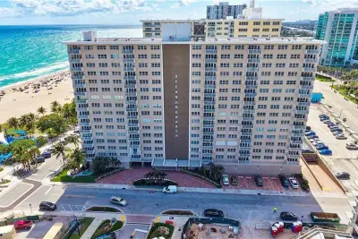 133 N Pompano Beach Blvd #108, Pompano Beach: photo 1 of 65