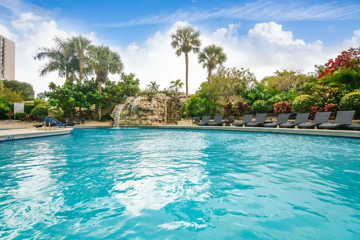 2480 Presidential Way #903, West Palm Beach: photo 1 of 36