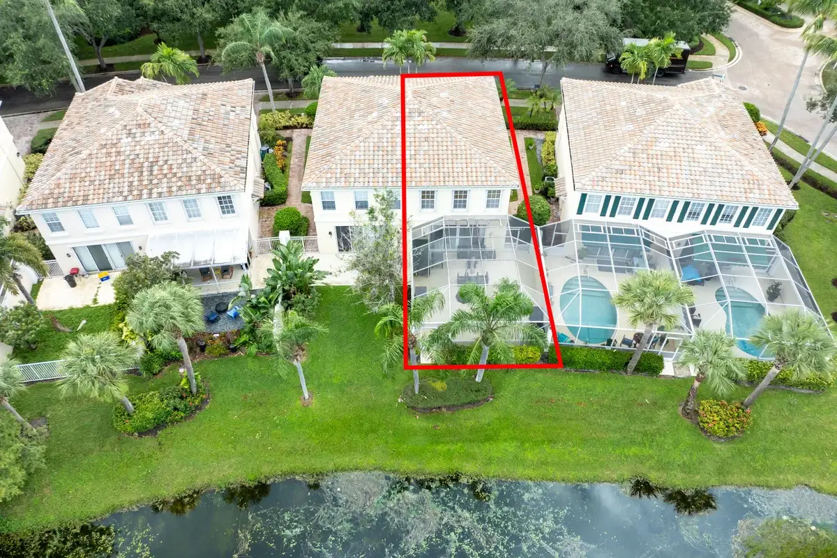 154 Santa Barbara Way, Palm Beach Gardens: photo 1 of 37