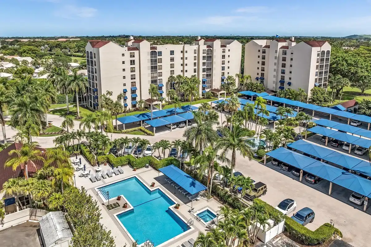 7564 Regency Lake Dr #202, Boca Raton: photo 1 of 80