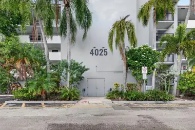 4025 N Nob Hill Rd #107, Sunrise: photo 1 of 43
