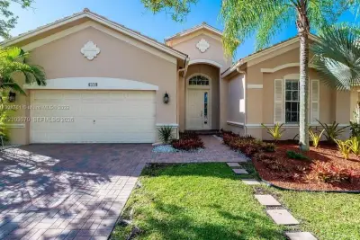 4339 W Whitewater Ave, Weston: photo 1 of 44