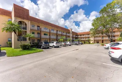 2801 N Pine Island Rd N #202, Sunrise: photo 1 of 32