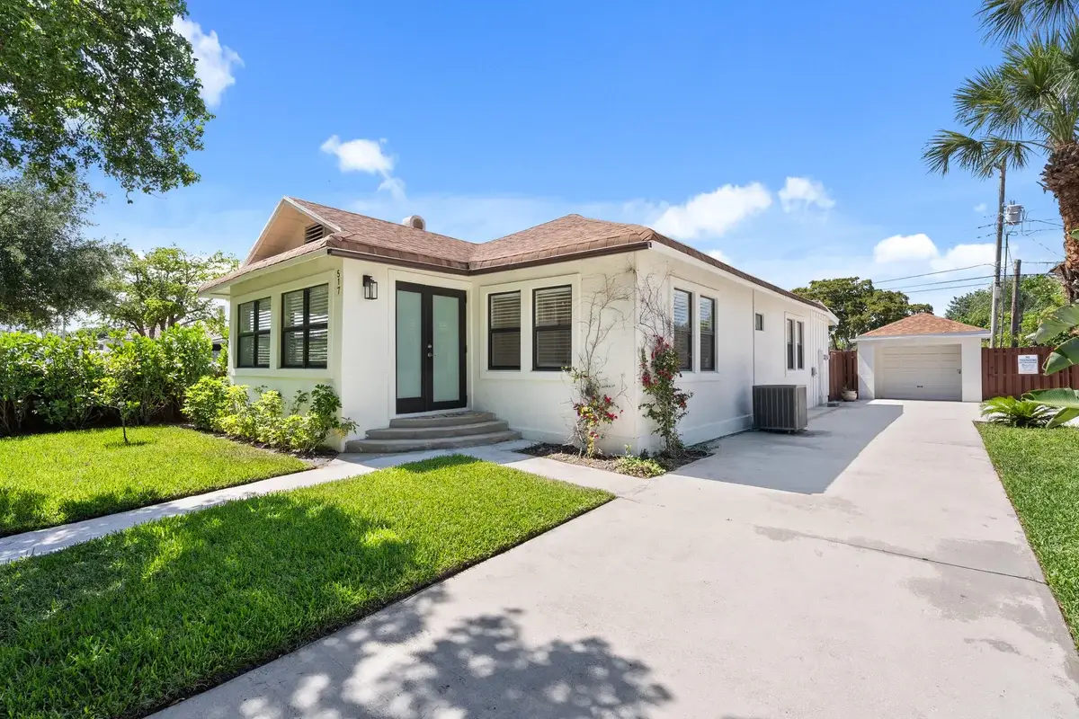 517 55th St, West Palm Beach: photo 1 of 41