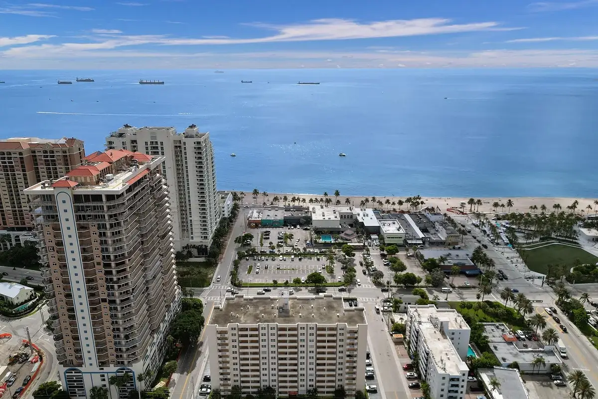 200 S Birch Rd #315, Fort Lauderdale: photo 1 of 36