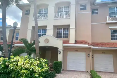 4805 Sawgrass Breeze Dr, Palm Beach Gardens: photo 1 of 27