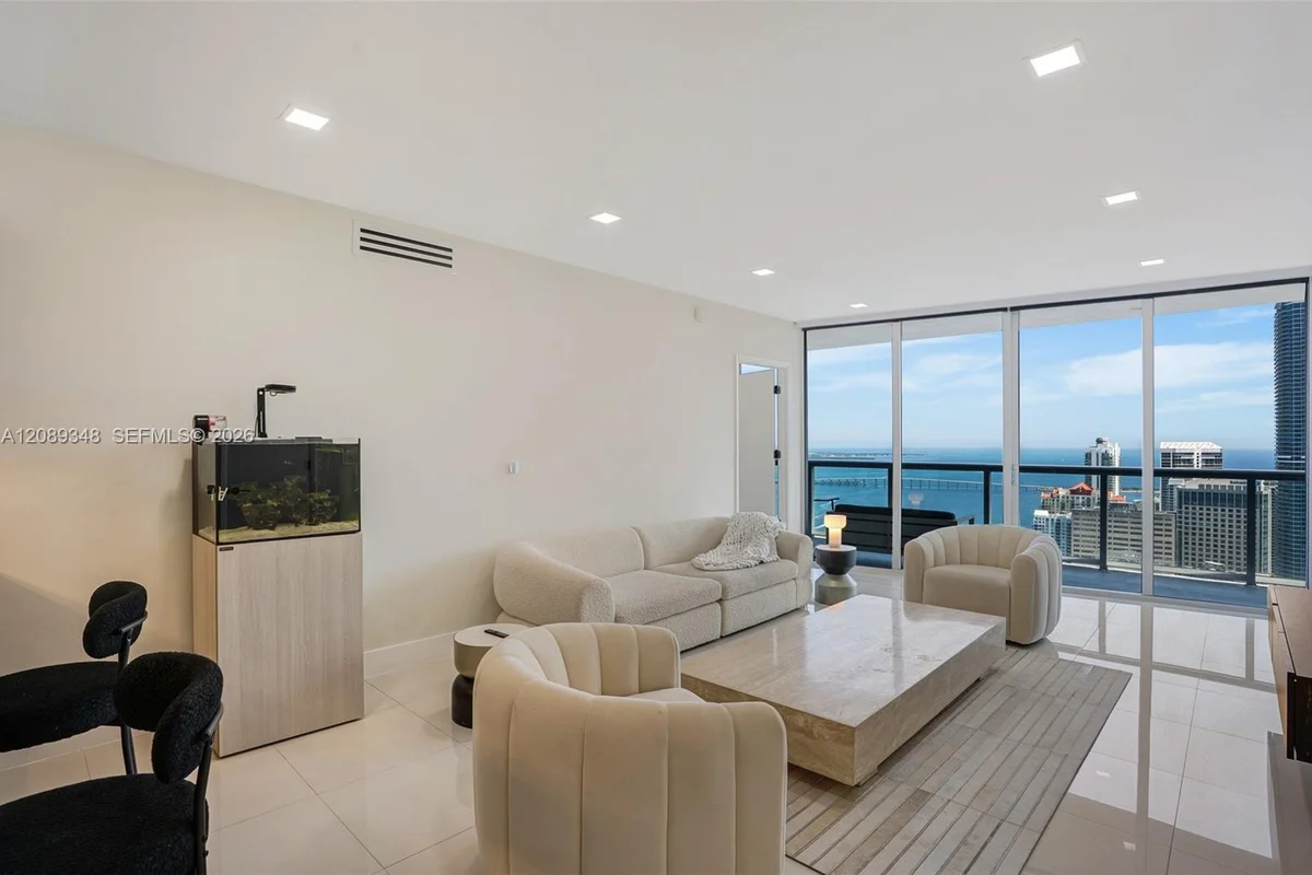 495 Brickell Ave #5005, Miami: photo 1 of 36