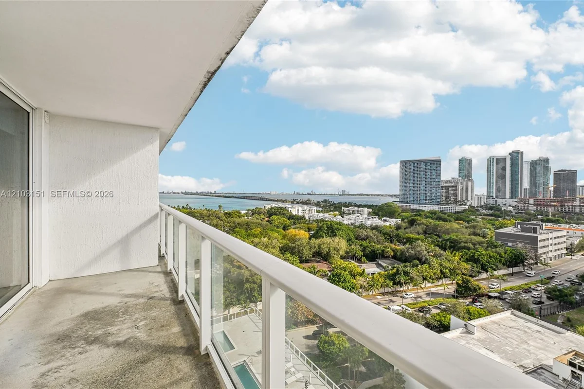 4250 Biscayne Blvd #1516, Miami: photo 1 of 25