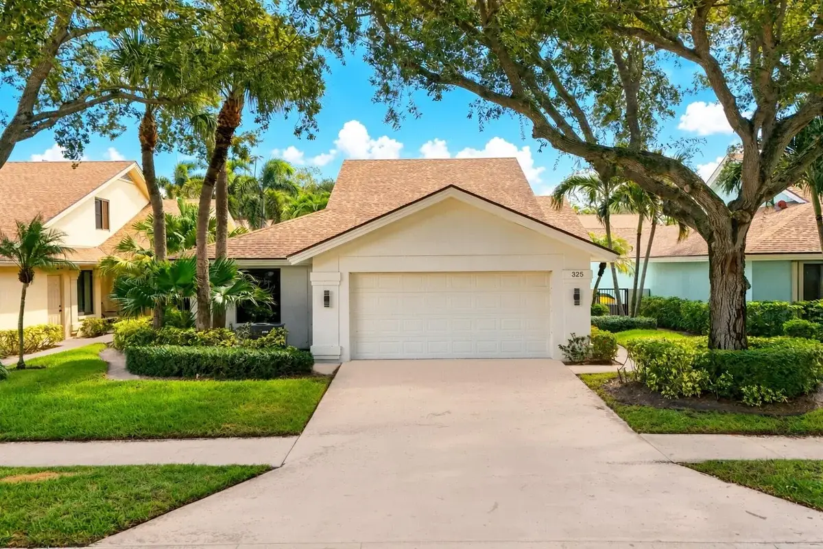325 Leeward Dr, Jupiter: photo 1 of 58