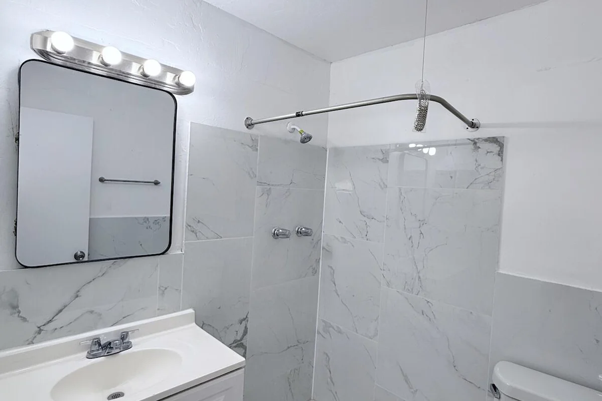 1280 NW 43rd Ter #107, Lauderhill: photo 1 of 25