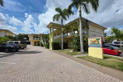 911 N Federal Hwy #106, Lake Worth Beach: photo 1 of 16