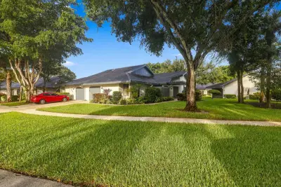 5086 Pine Dr, Boynton Beach: photo 1 of 71