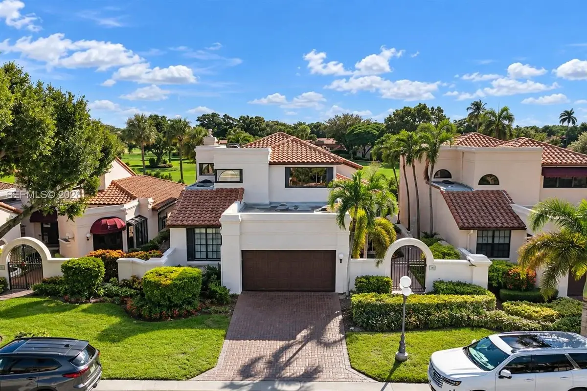 718 Deer Creek Via Verona, Deerfield Beach: photo 1 of 79