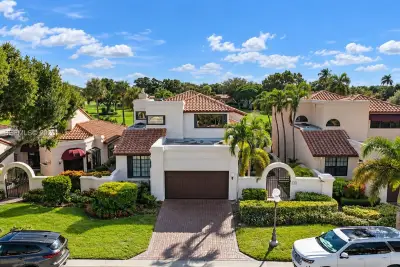 718 Deer Creek Via Verona, Deerfield Beach: photo 1 of 79