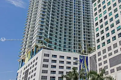 185 SW 7th St #2202, Miami: photo 1 of 28
