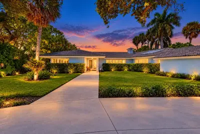 1141 Banyan Rd, Boca Raton: photo 1 of 26
