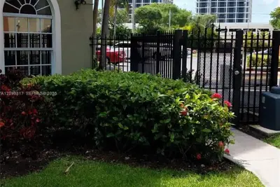 1640 Presidential Way #103, West Palm Beach: photo 1 of 35