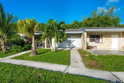 4953 Freedom Cir #302, Lake Worth: photo 1 of 20