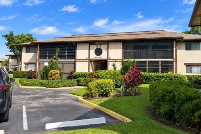 9850 S Belfort Cir #212-3, Tamarac: photo 1 of 13