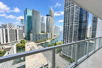 500 Brickell Ave #2405, Miami: photo 1 of 27