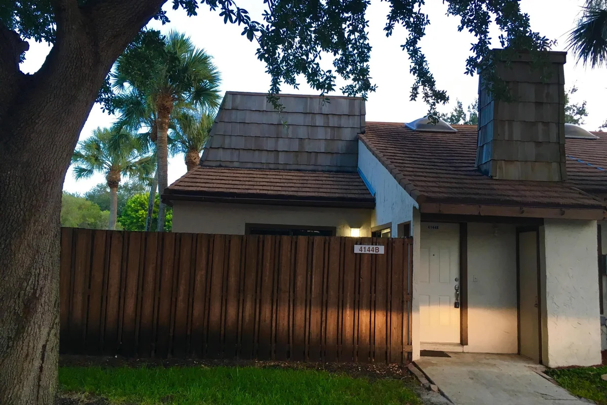 4144 Palm Bay Cir #B, West Palm Beach: photo 1 of 3