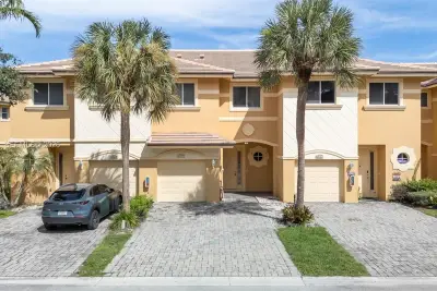 4354 Berkshire Wharf Dr, Lake Worth: photo 1 of 34