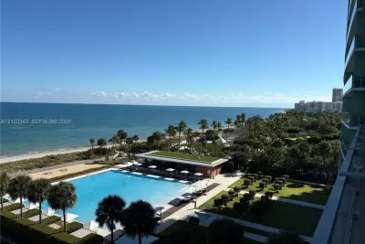 350 Ocean Dr #704N, Key Biscayne: photo 1 of 32