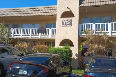 9141 Sunrise Lakes Blvd #219, Sunrise: photo 1 of 8