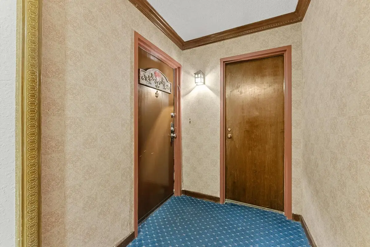 3730 Inverrary Dr #2L, Lauderhill: photo 1 of 17