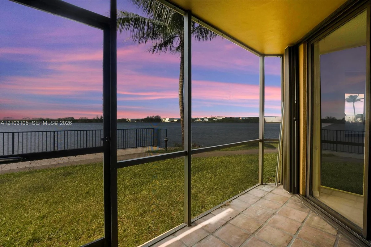 15545 N Miami Lakeway N #106, Miami Lakes: photo 1 of 30