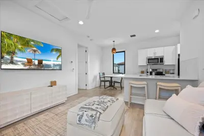 13100 Alton Rd, Palm Beach Gardens: photo 1 of 28