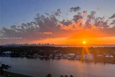 5401 Collins Ave #1229, Miami Beach: photo 1 of 40