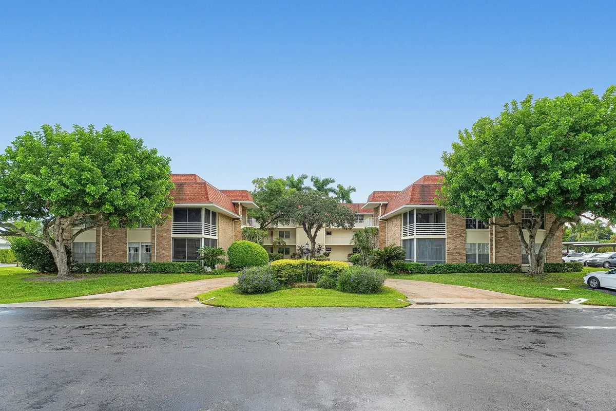 5510 Tamberlane Cir #247, Palm Beach Gardens: photo 1 of 17