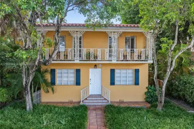 23 Majorca Ave, Coral Gables: photo 1 of 33