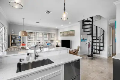 12 SE 1st Ave #301, Delray Beach: photo 1 of 34