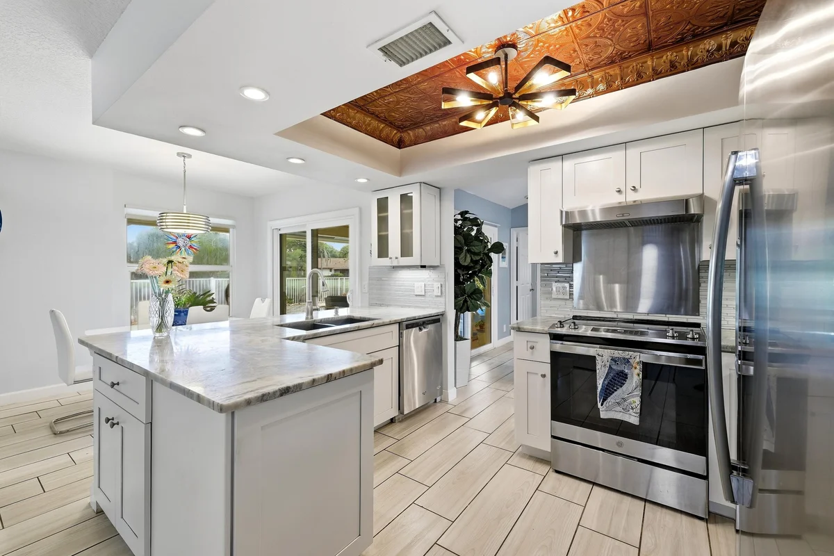 72 Vista Del Rio, Boynton Beach: photo 1 of 53