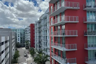 7875 NW 107th Ave #602, Doral: photo 1 of 25