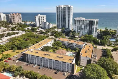 1541 S Ocean Blvd #211, Lauderdale-by-the-Sea: photo 1 of 25