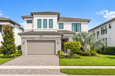 20050 Hirono Ln, Boca Raton: photo 1 of 54