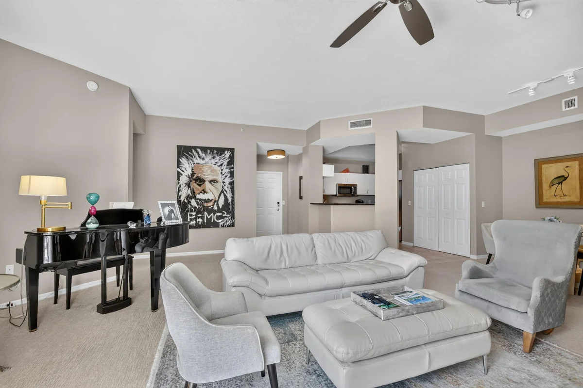 806 E Windward Way #108, Lantana: photo 1 of 60