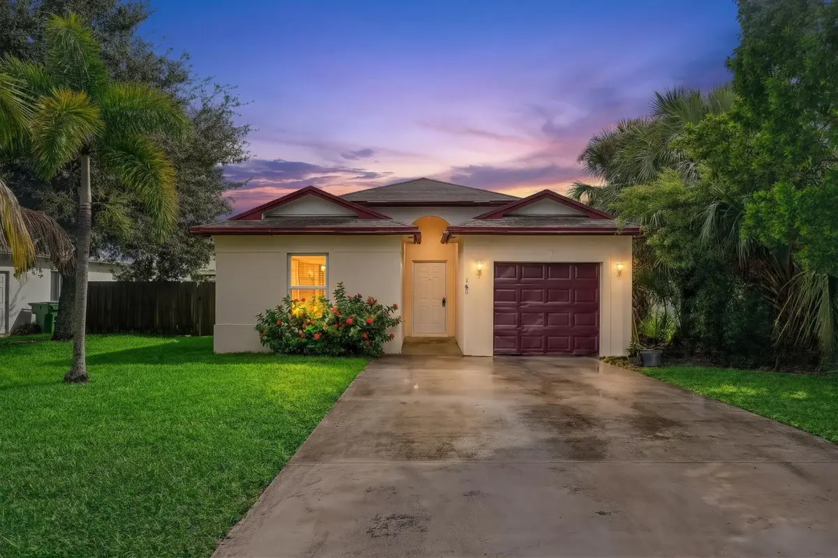 2212 NW 9th Ct, Fort Lauderdale: photo 1 of 27