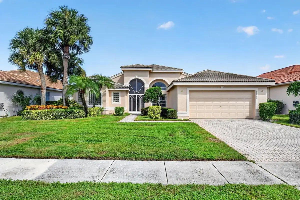11723 Caracas Blvd, Boynton Beach: photo 1 of 101